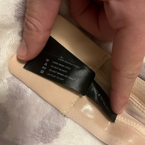 Pepper MVP Multiway Strapless Bra Buff - Picture 4 of 5